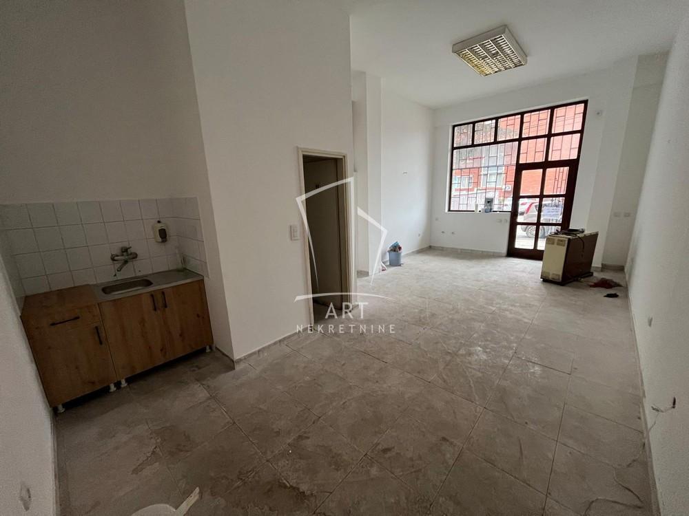 Glavna slika -Đorđa Ognjanovića,  Lokal na prodaju, 28m2, 95.000€