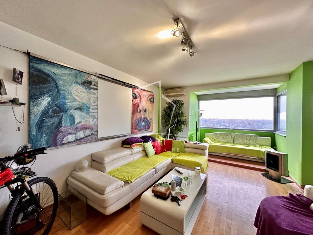 Slika 3 - Bulevar Maršala Tolbuhina, Trosoban stan na prodaju, 80m2, 330.000€