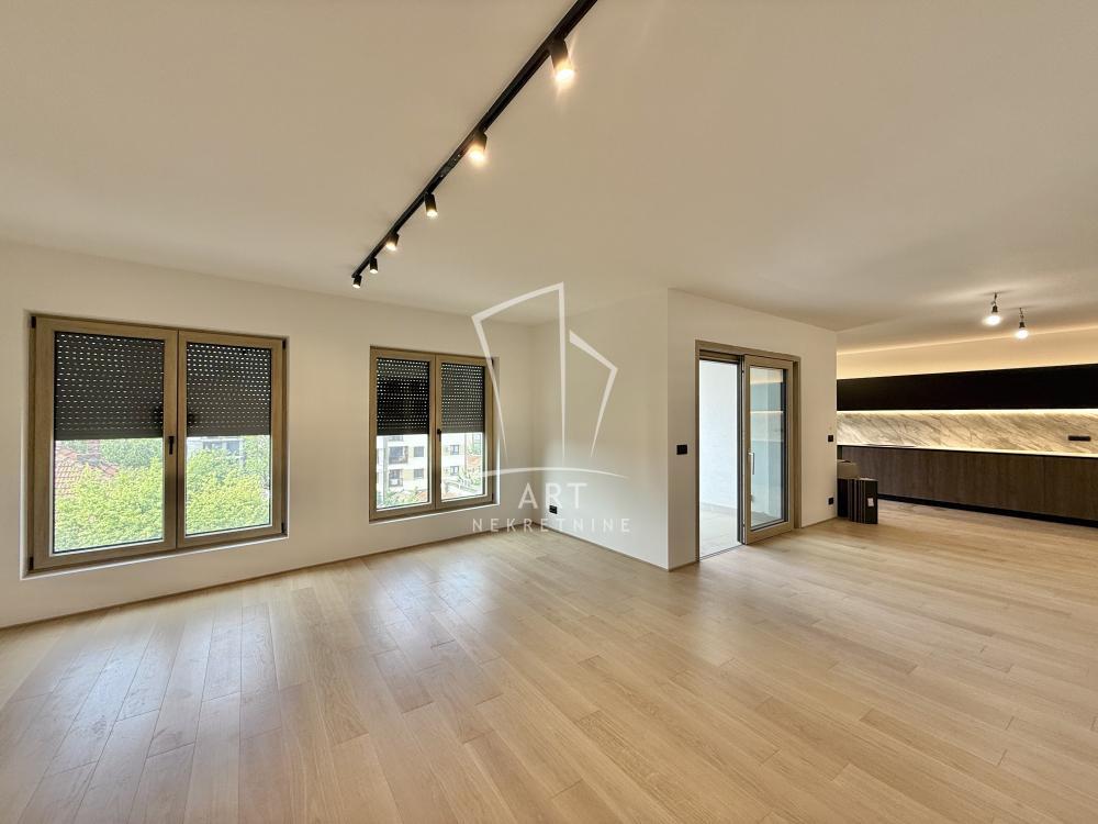 Glavna slika -Sazonova, Petosoban stan za izdavanje, 152m2, 2.200€