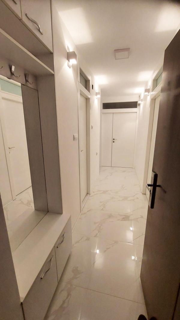 Glavna slika -Kod konja,  Lokal za izdavanje, 51m2, 500€