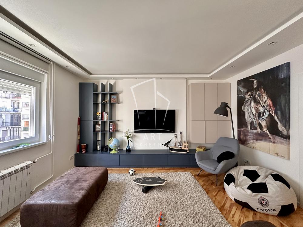 Slika 1 - Višnjićeva, Šestosoban stan na prodaju, 172m2, 550.000€