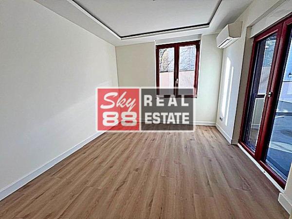 Slika 7 - Četvorosoban stan za izdavanje, 156m2, 4.500€