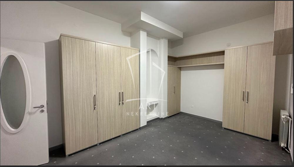 Slika 4 - Baba Višnjina,  Lokal za izdavanje, 193m2, 3.150€