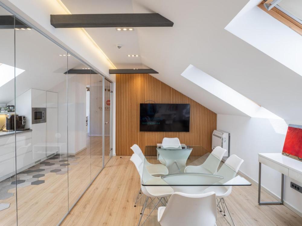 Glavna slika -Svetogorska,  Lokal za izdavanje, 220m2, 3.000€