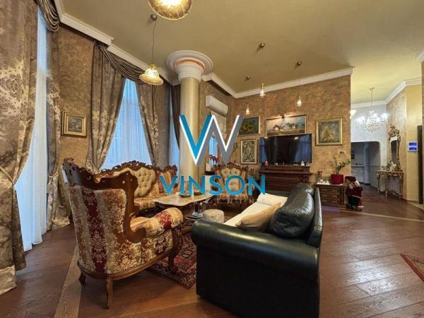 Glavna slika -Miše Dimitrijevića, Petosoban stan na prodaju, 359m2, 669.500€