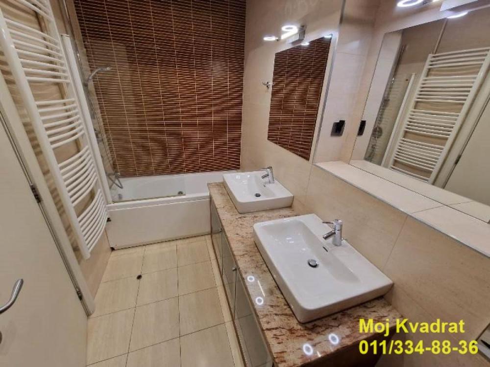 Slika 11 - Trosoban stan za izdavanje, 148m2, 2.300€