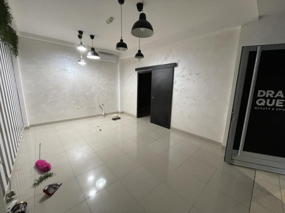 Slika 3 -  Lokal za izdavanje, 180m2, 1.200€