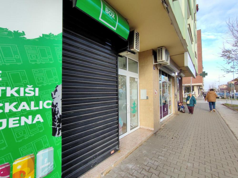 Slika 9 -  Lokal za izdavanje, 7m2, 200€