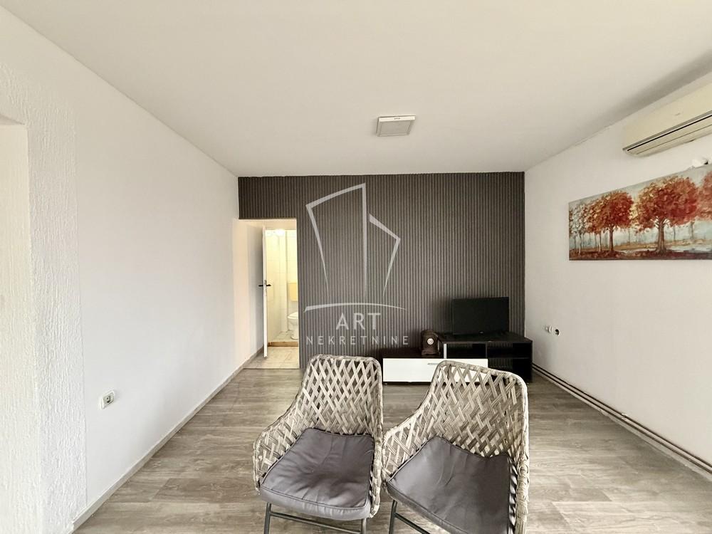 Slika 2 - Svetosavska, Trosoban stan na prodaju, 73m2, 86.000€