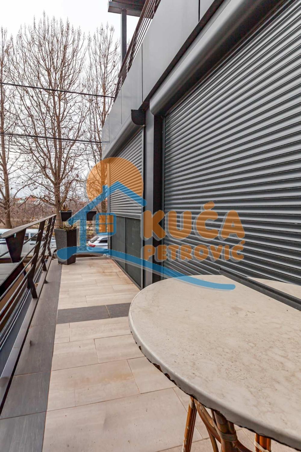 Slika 6 - Petra Aranđelovića,  Kuća na prodaju, 244m2, 327.000€