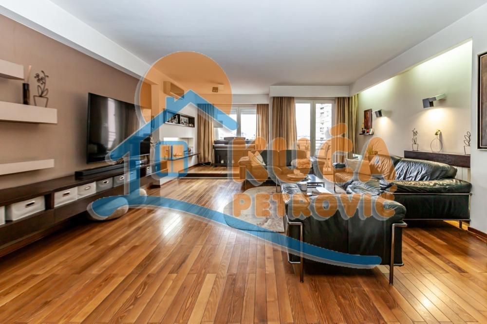 Glavna slika -Vojvode Tankosića, Četvorosoban stan za izdavanje, 128m2, 1.000€