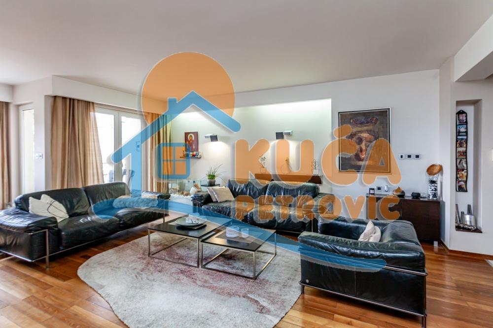 Slika 3 - Vojvode Tankosića, Četvorosoban stan za izdavanje, 128m2, 1.000€