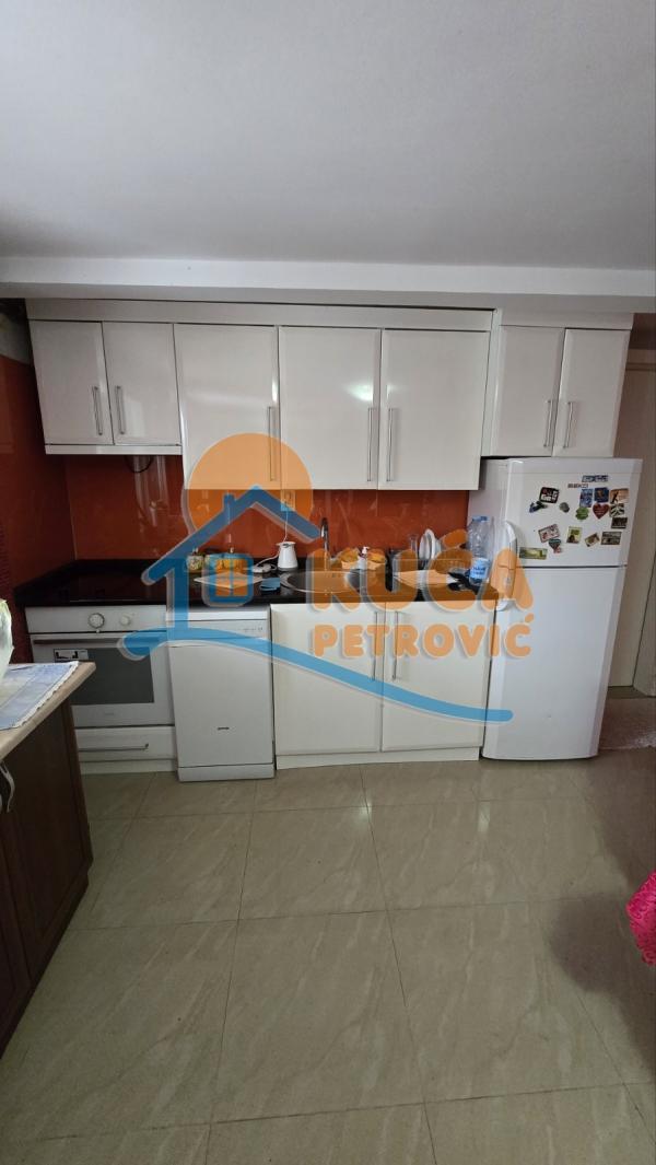 Slika 2 - Prosek,  Kuća za izdavanje, 75m2, 700€