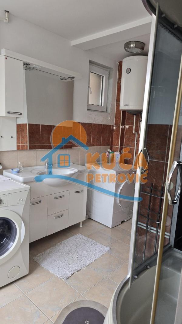 Slika 10 - Prosek,  Kuća za izdavanje, 75m2, 700€