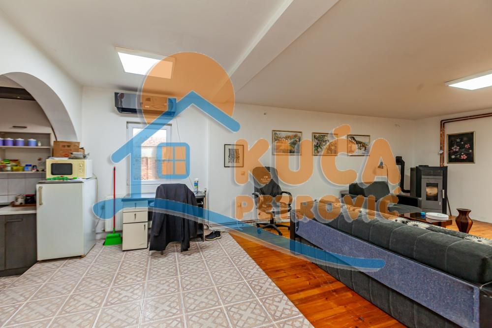 Slika 7 - Gornje Medjurovo,  Kuća na prodaju, 272m2, 162.000€