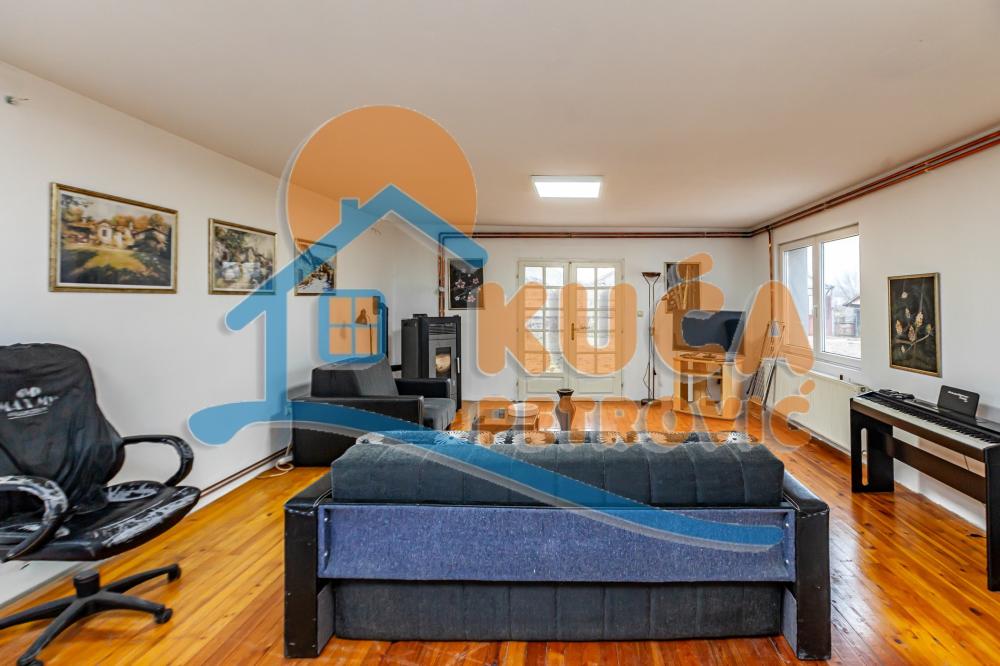 Slika 6 - Gornje Medjurovo,  Kuća na prodaju, 272m2, 162.000€