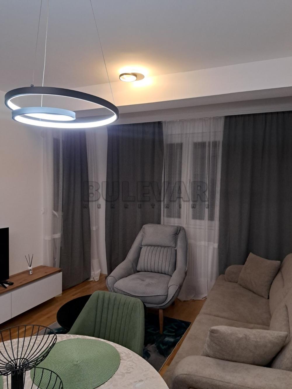 Slika 2 - Taska Uzunovića, Jednoiposoban stan za izdavanje, 45m2, 380€