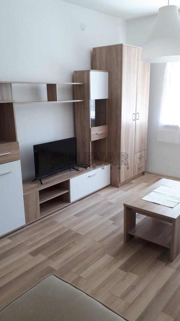 Slika 2 - Vožda Karađorđa, Jednoiposoban stan za izdavanje, 35m2, 320€