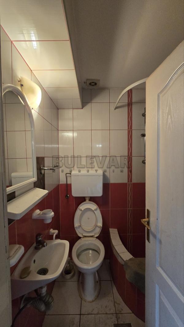 Slika 3 - Bulevar dr Zorana,  Stan za izdavanje, 27m2, 240€