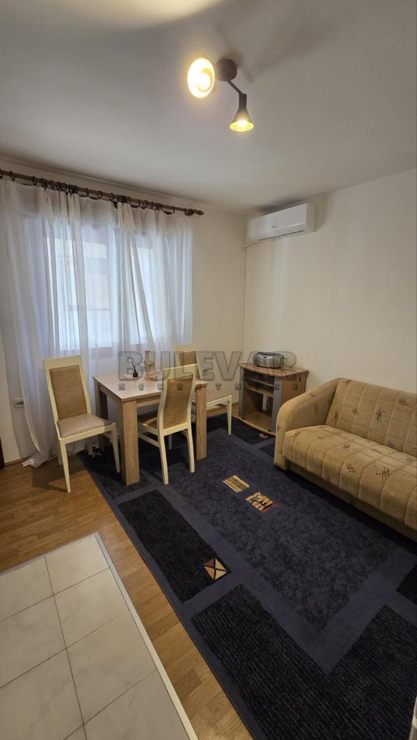Slika 1 - Despota Djurdja,  Kuća za izdavanje, 40m2, 280€