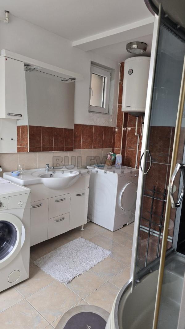Slika 10 - Prosek,  Kuća za izdavanje, 75m2, 700€