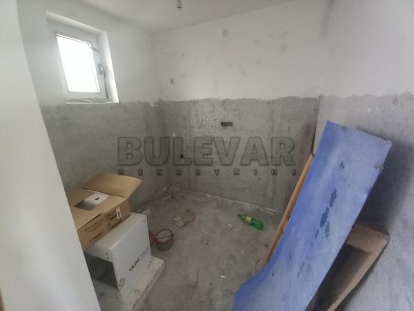 Slika 2 - Ljubomira Nedeljkovića, Kuća na prodaju, 208m2, 135.000€