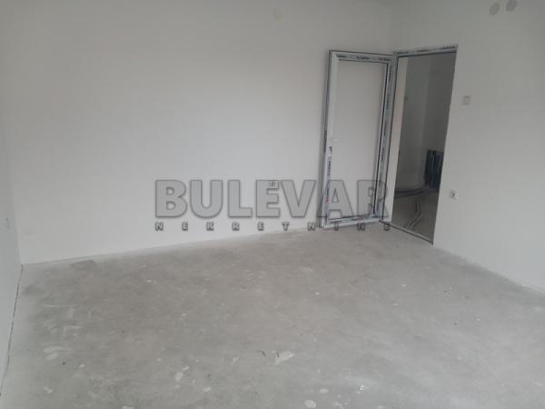 Slika 9 - Ljubomira Nedeljkovića, Kuća na prodaju, 208m2, 135.000€