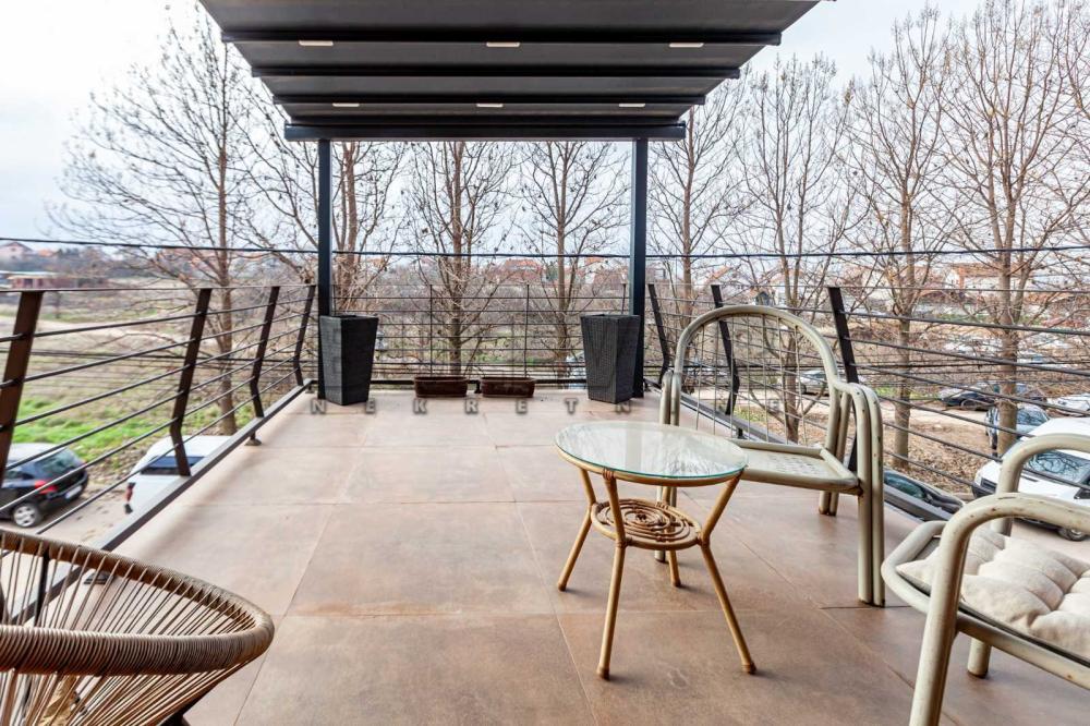 Slika 5 - Petra Aranđelovića,  Kuća na prodaju, 244m2, 327.000€