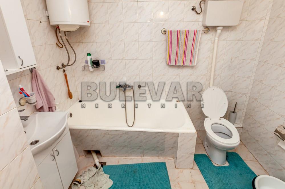 Slika 11 - Petra Aranđelovića,  Kuća na prodaju, 244m2, 327.000€