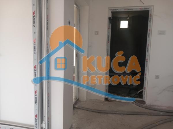 Slika 4 - Ljubomira Nedeljkovića,  Kuća na prodaju, 208m2, 135.000€