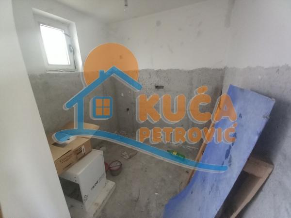 Slika 2 - Ljubomira Nedeljkovića,  Kuća na prodaju, 208m2, 135.000€