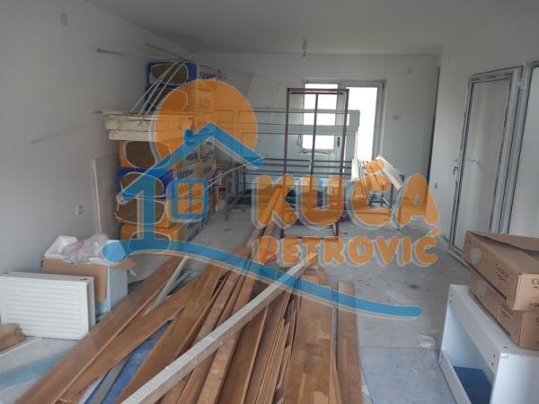 Slika 3 - Ljubomira Nedeljkovića,  Kuća na prodaju, 208m2, 135.000€
