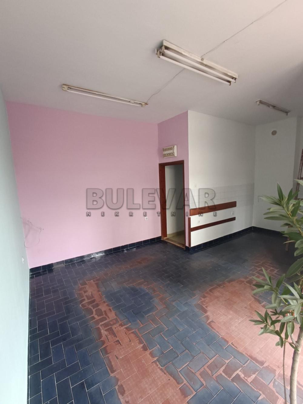 Slika 1 - Učiteljska,  Lokal za izdavanje, 28m2, 250€