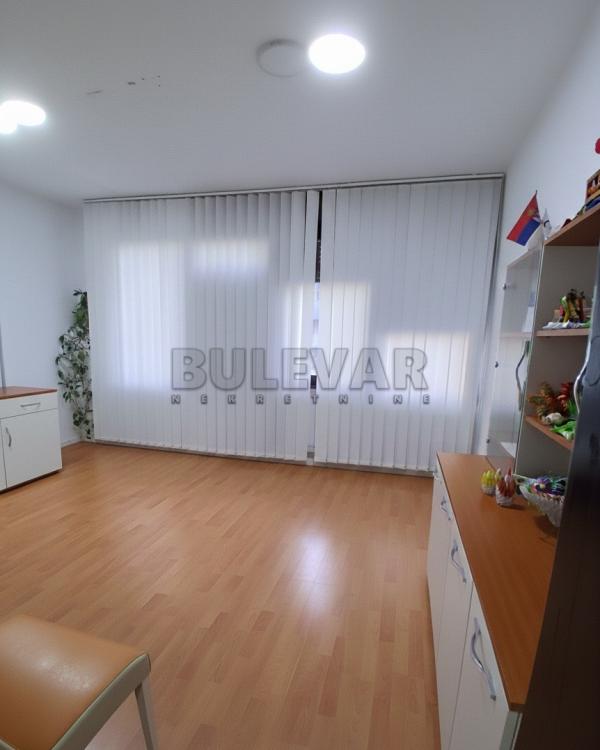 Slika 1 - Jovana Ristića,  Lokal za izdavanje, 94m2, 500€