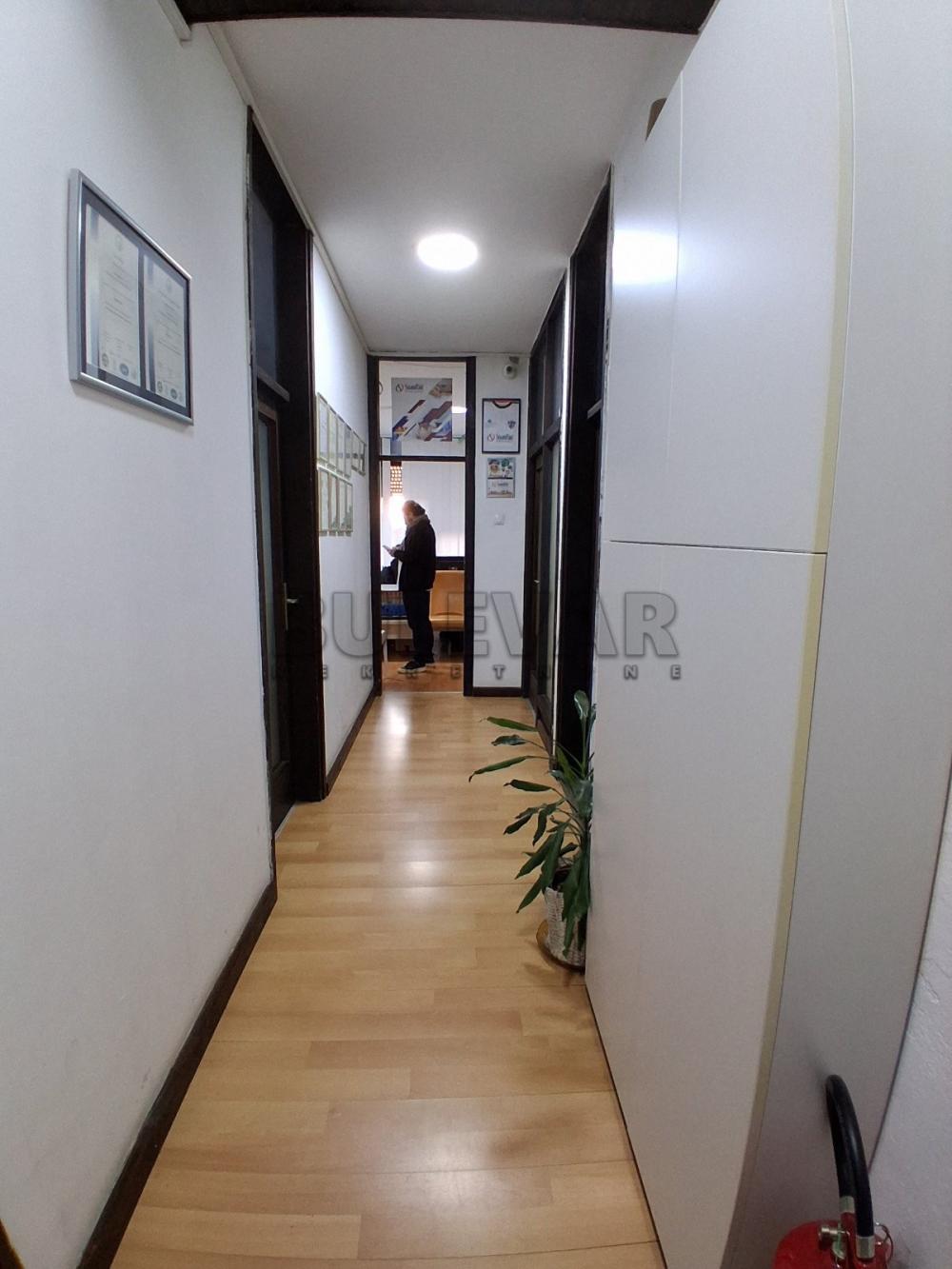 Slika 6 - Jovana Ristića,  Lokal za izdavanje, 94m2, 500€