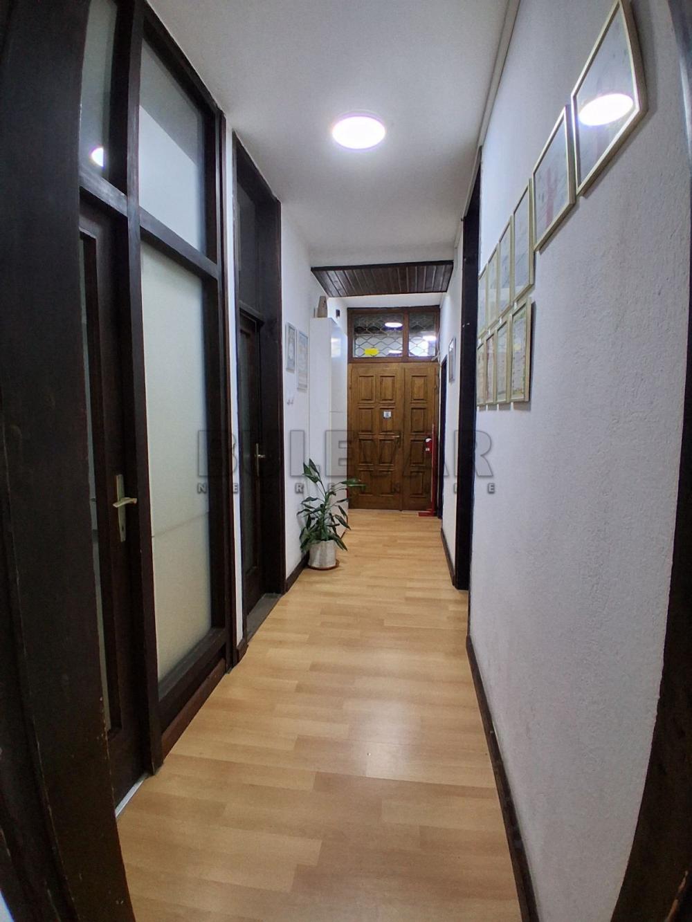 Slika 7 - Jovana Ristića,  Lokal za izdavanje, 94m2, 500€