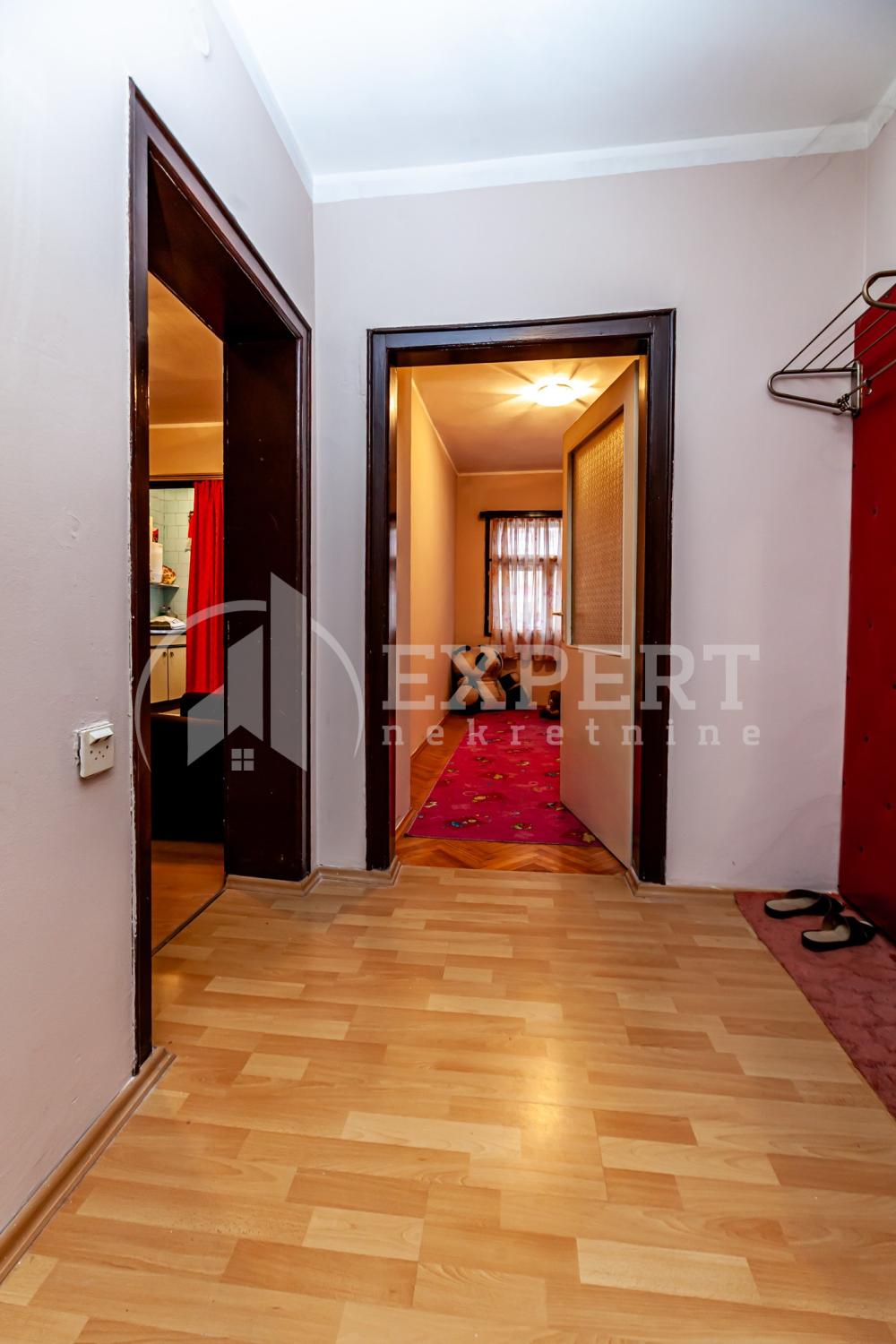 Slika 9 - Jovana Skerlića, Troiposoban stan na prodaju, 131m2, 180.000€