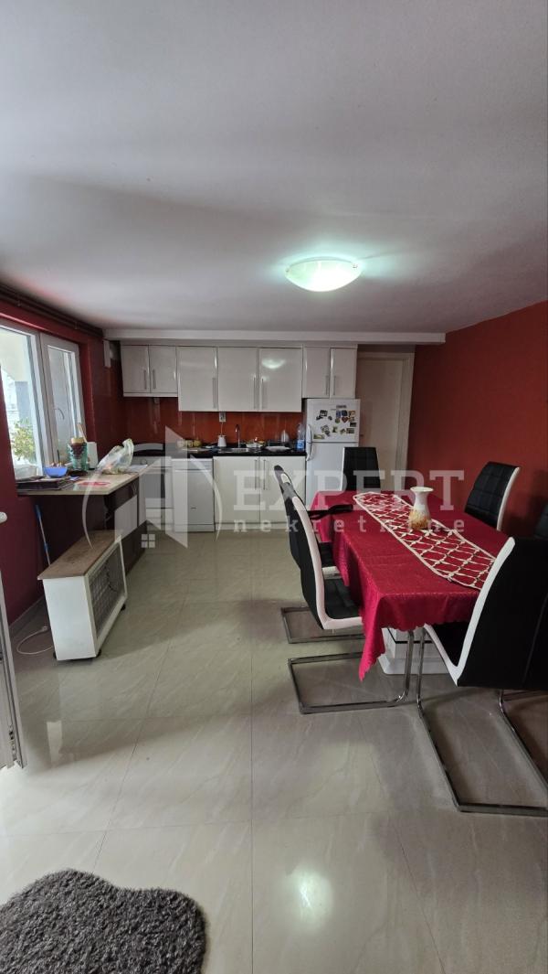 Slika 1 - Prosek,  Kuća za izdavanje, 75m2, 700€