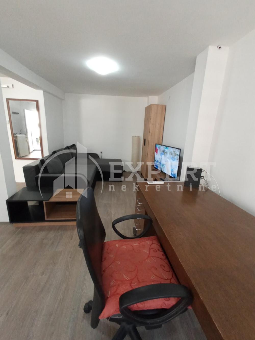 Slika 1 - Branka Miljkovića, Jednosoban stan za izdavanje, 30m2, 280€