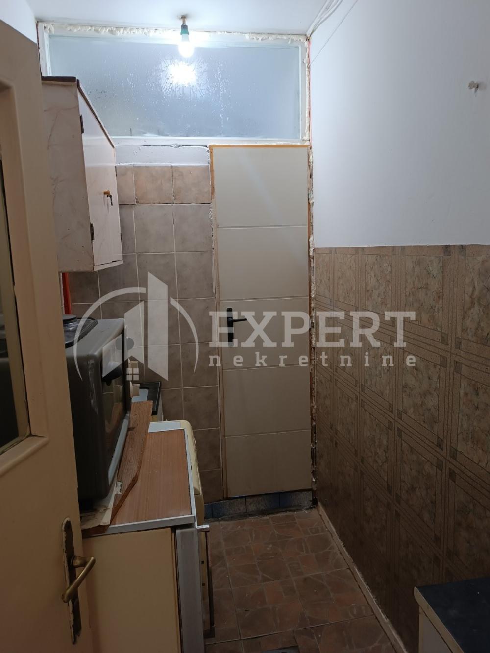 Glavna slika -Starca Vujadina,  Stan za izdavanje, 24m2, 200€