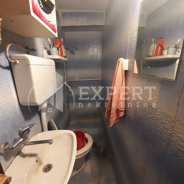 Slika 10 - Jove Tošića,  Kuća na prodaju, 110m2, 80.000€