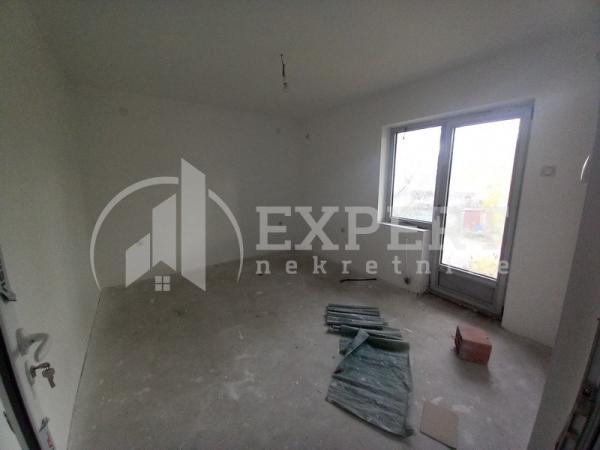 Slika 10 - Ljubomira Nedeljkovića,  Kuća na prodaju, 208m2, 135.000€