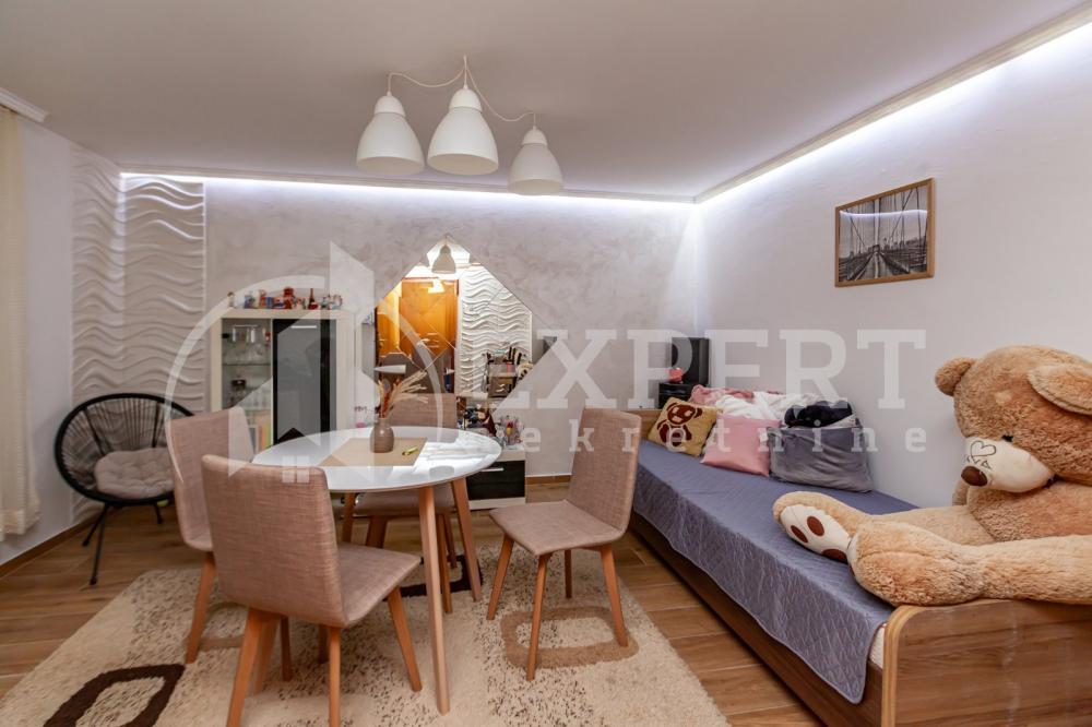 Glavna slika -Petra Aranđelovića,  Kuća na prodaju, 244m2, 327.000€