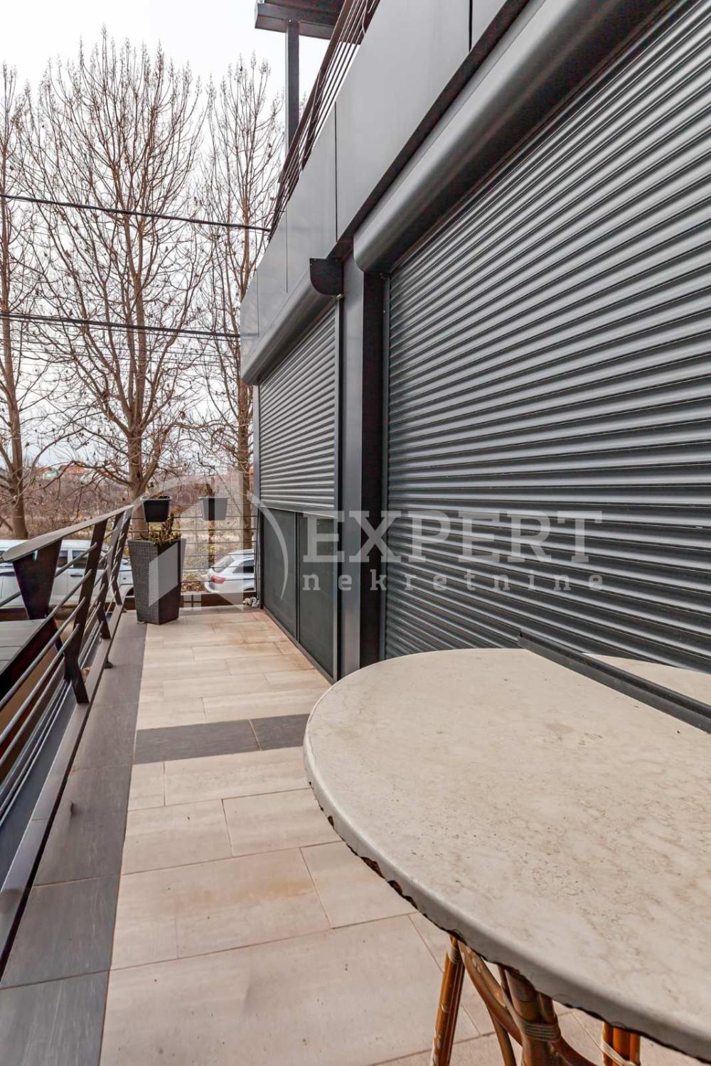 Slika 6 - Petra Aranđelovića,  Kuća na prodaju, 244m2, 327.000€