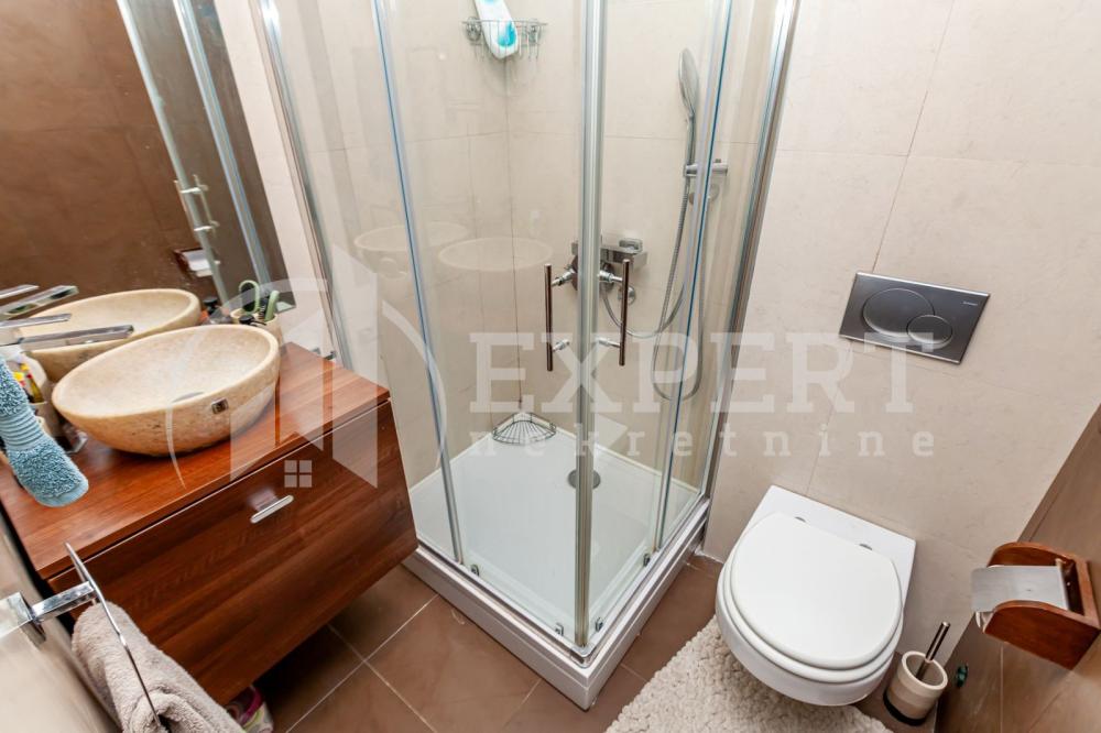 Slika 11 - Vojvode Tankosića, Četvorosoban stan za izdavanje, 128m2, 1.000€