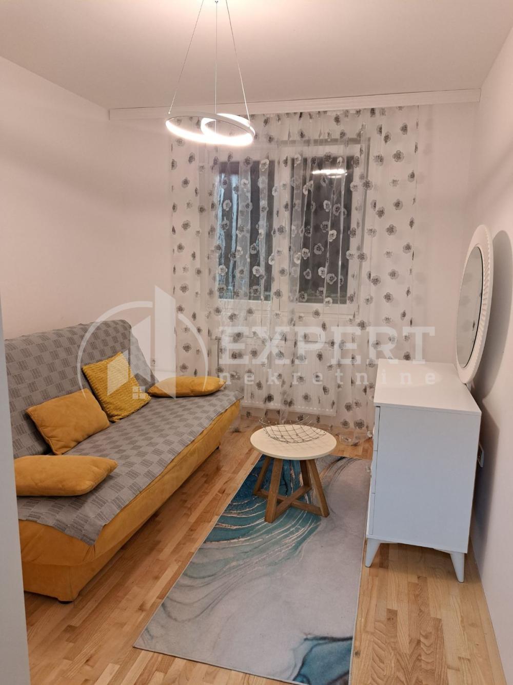 Slika 8 - Taska Uzunovića, Jednoiposoban stan za izdavanje, 45m2, 380€