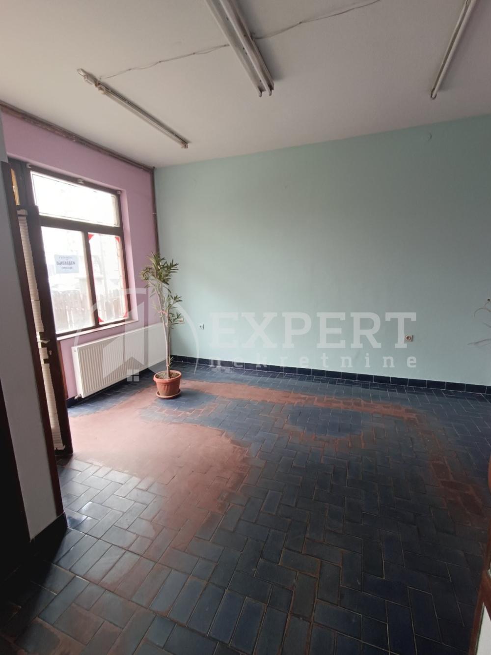 Glavna slika -Učiteljska,  Lokal za izdavanje, 28m2, 250€