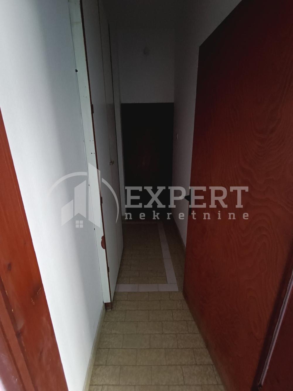 Slika 3 - Učiteljska,  Lokal za izdavanje, 28m2, 250€