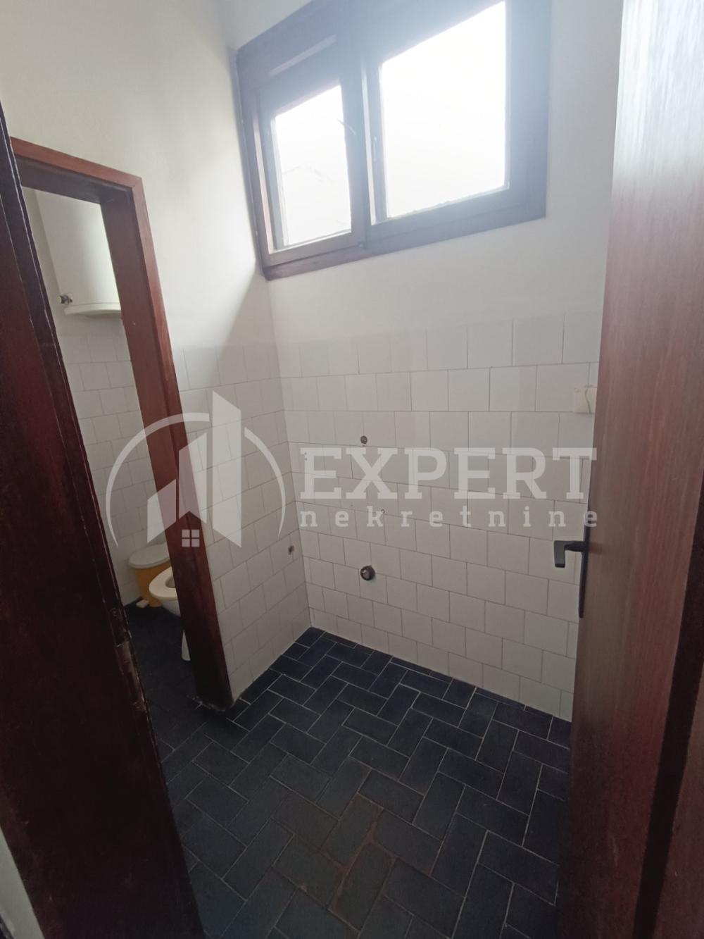 Slika 4 - Učiteljska,  Lokal za izdavanje, 28m2, 250€