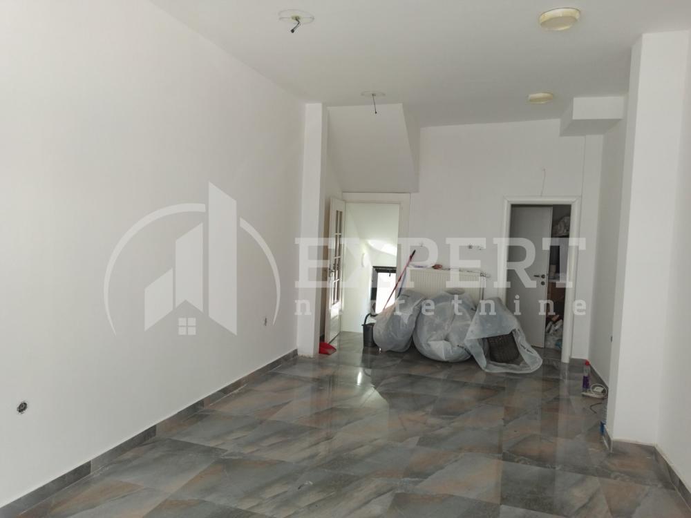 Glavna slika -Obilićev venac,  Lokal za izdavanje, 60m2, 300€